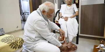 Pm modi mother Heera Ben 100th birthday